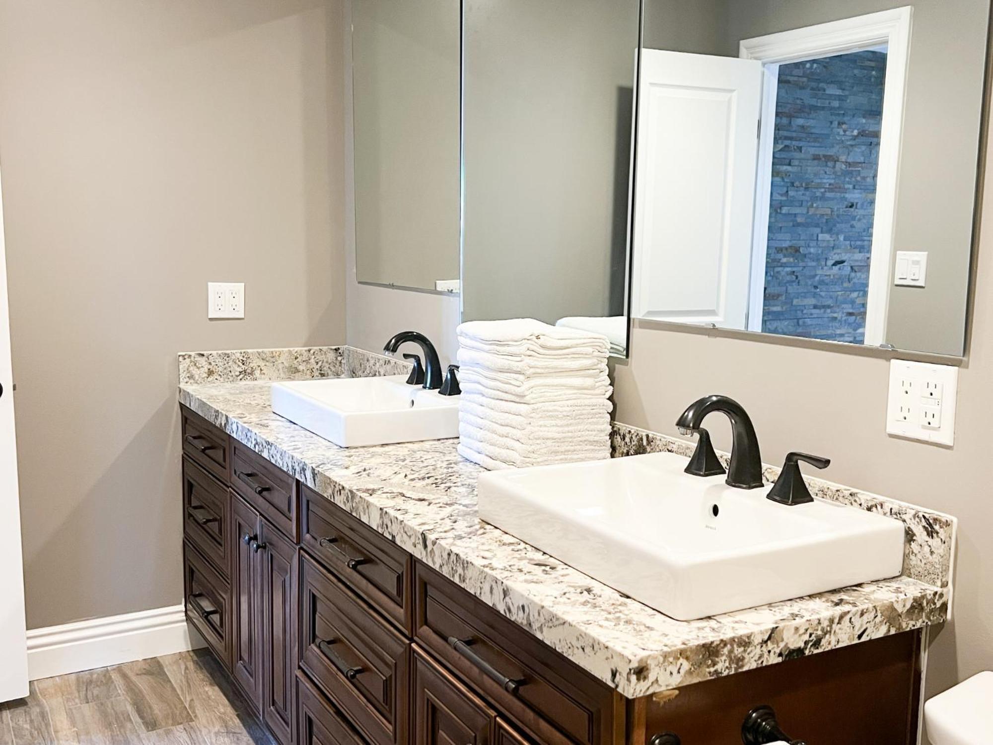Lux Private Home - Pool, Billiards, 8 Smart Tvs, Board Games, Cotton Bedding - The Stone Sanctuary At Mccullough Hills Trailhead Лас-Вегас Экстерьер фото